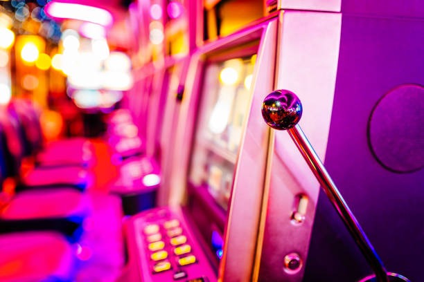 Mobile app dashboard showing live games and account balance